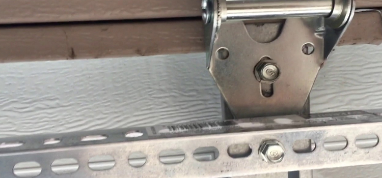commercial garage door hinges repair in Cornwall