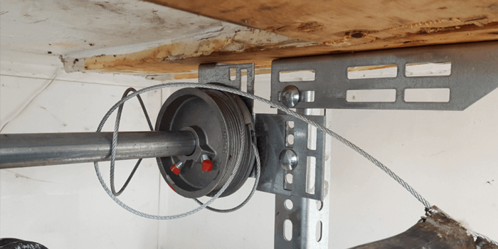 Cornwall fix garage door cable