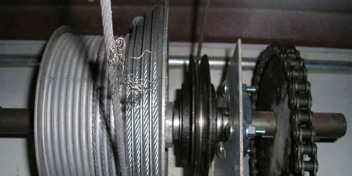 overhead garage door cable repair in Cornwall